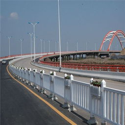 石嘴山道路護欄價格會根據(jù)市場需求及時更新產(chǎn)品型號